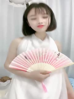 新下海古典美仙女_【迷你小公主】_清風玉扇,優雅漏奶扒逼。